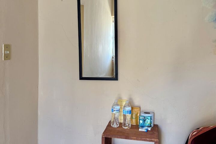 Room 45 of 210