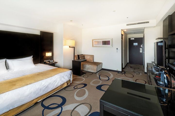 Room 47 of 239