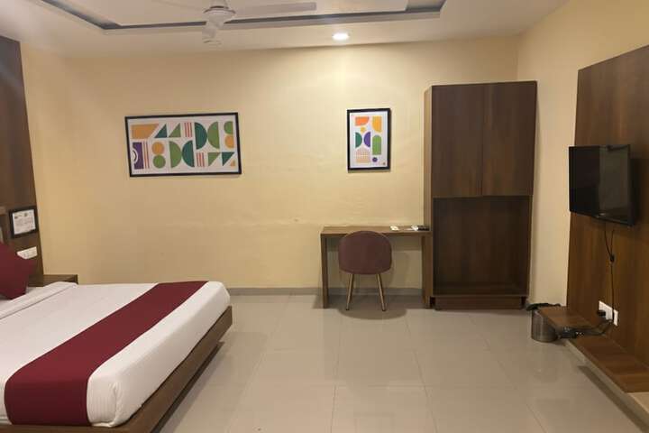 Room 21 of 44