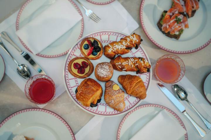Breakfast/Coffee Service 66 of 99
