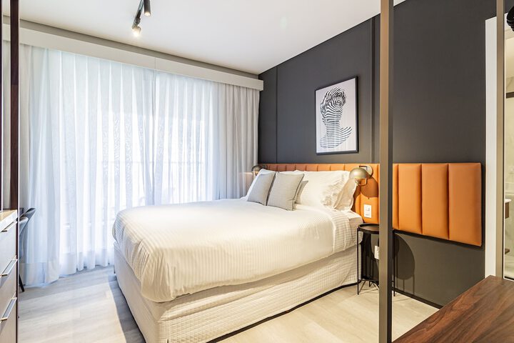 Room 20 of 184