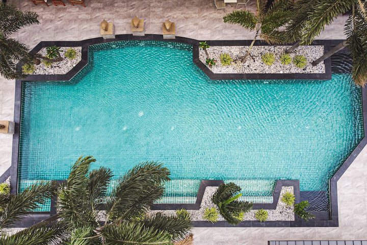 Pool 66 of 128
