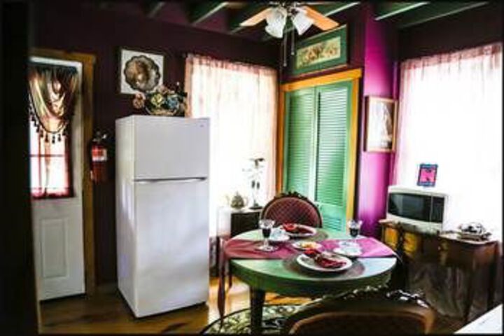 Room 15 of 25