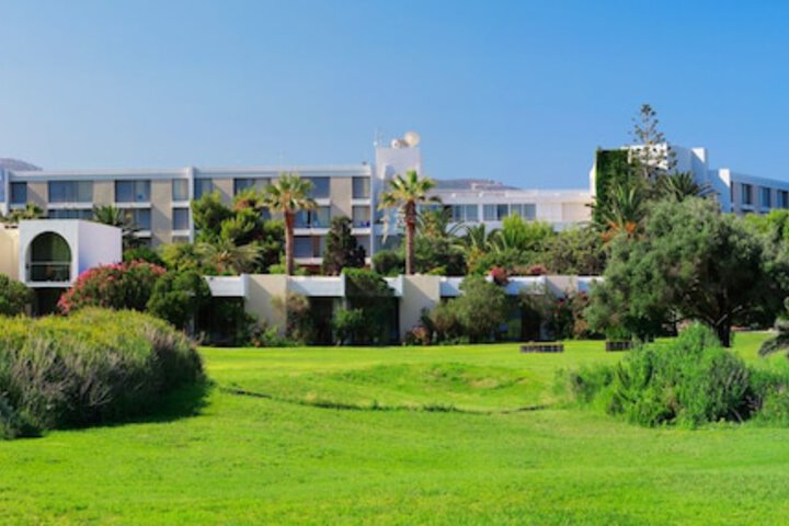 Hotel Exterior 110 of 118