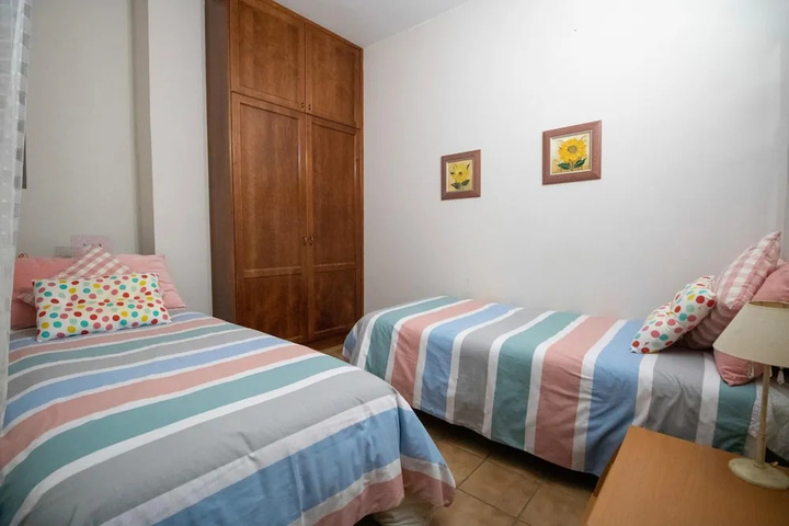 Room 2 of 12