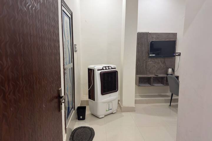Room 10 of 23