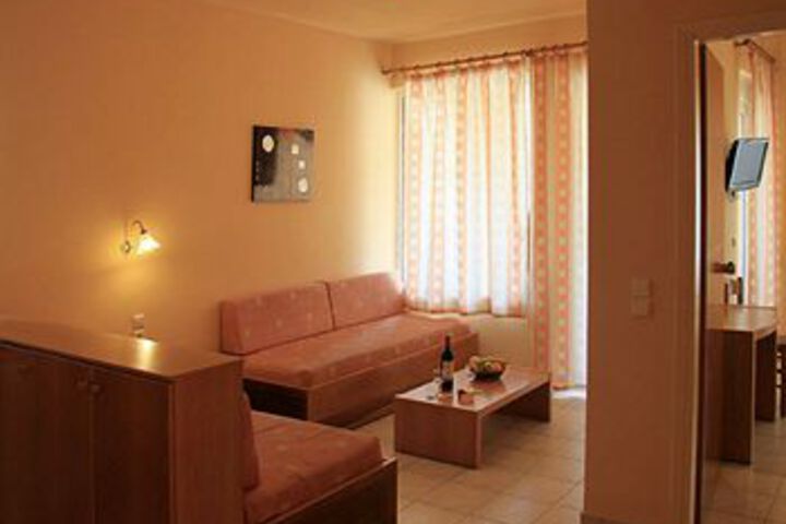 Room 19 of 30