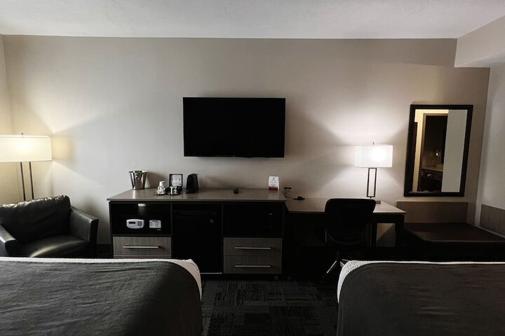 Room 21 of 46