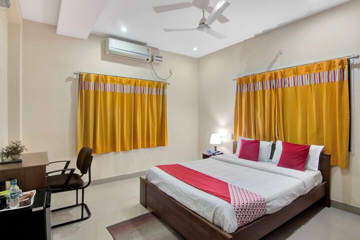 Room 10 of 26