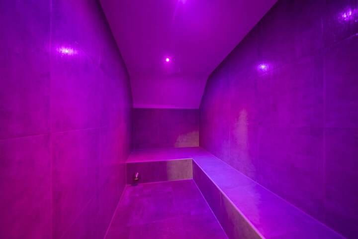 Steam room