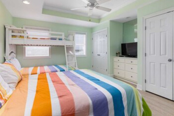 Room 42 of 45