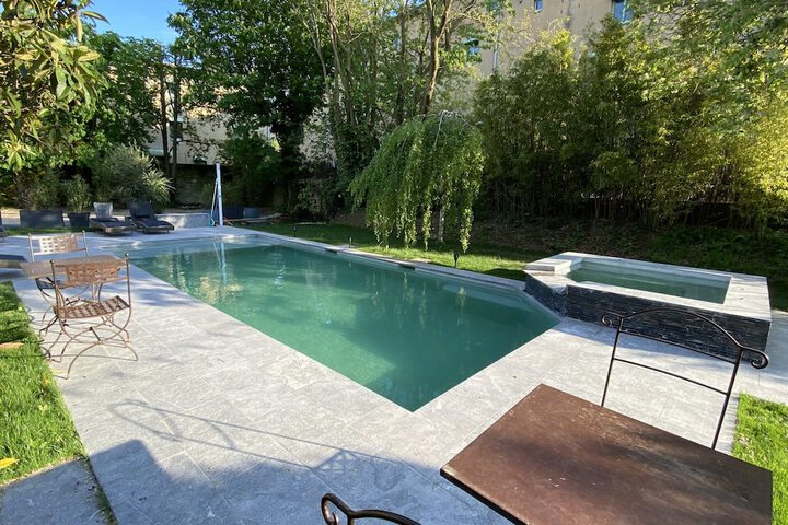 Pool 99 of 139