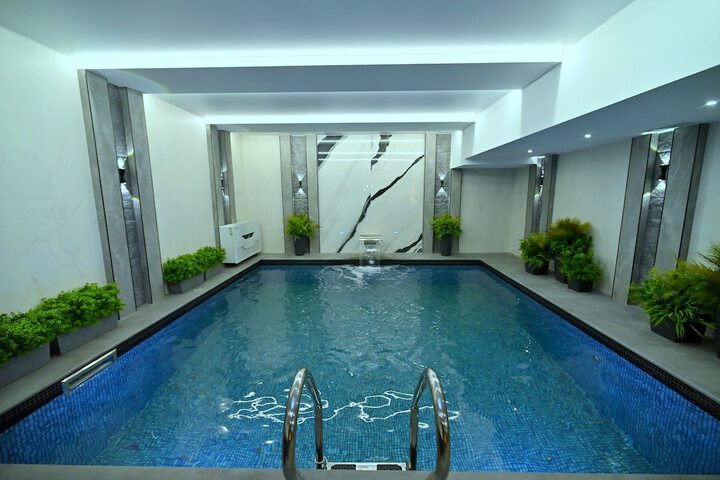 Pool 145 of 209