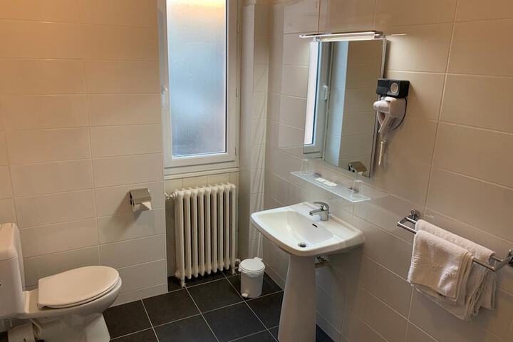 Clean Restrooms