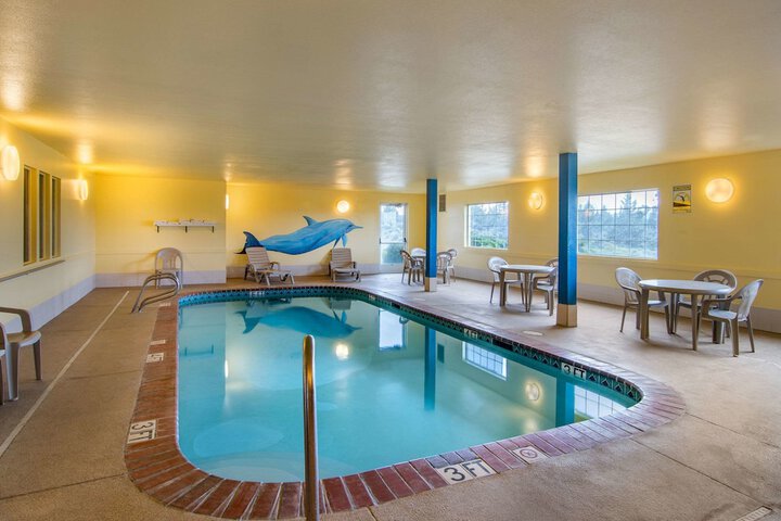 Pool 72 of 107