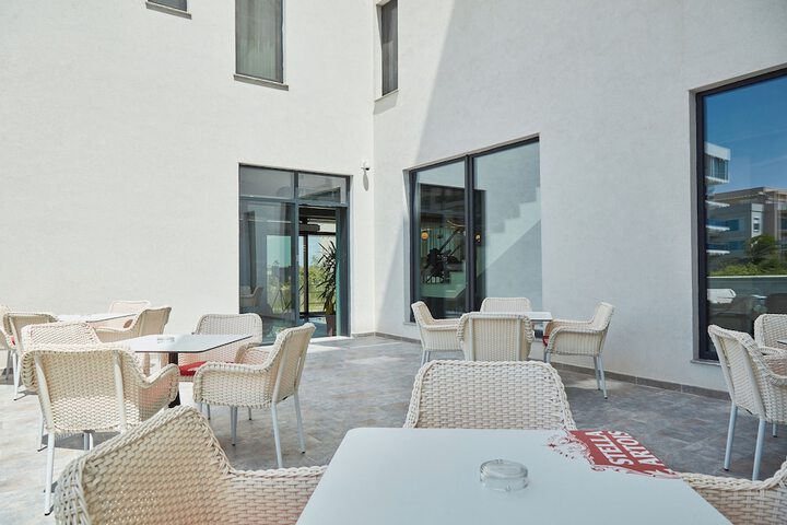 Terrace/Patio 63 of 100