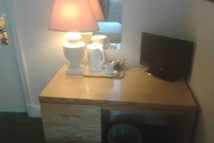 Room 14 of 29
