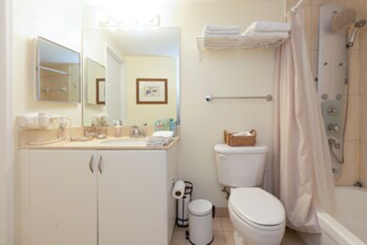 Room 18 of 263