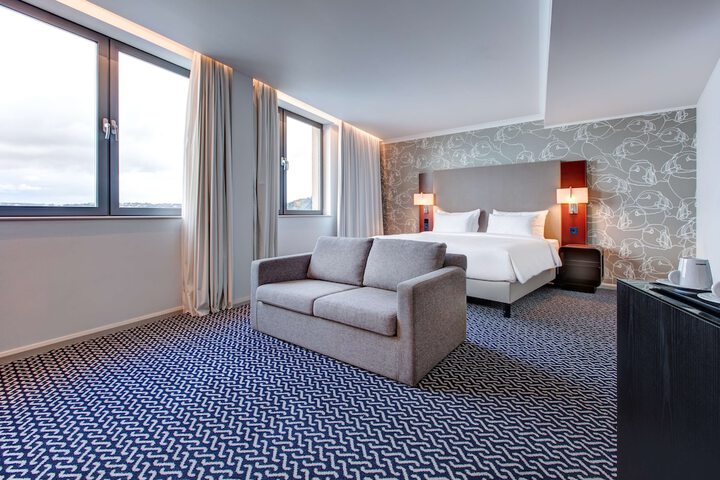 Room 36 of 118