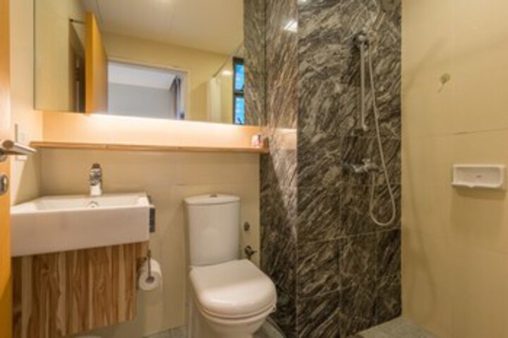 Room 2 of 13
