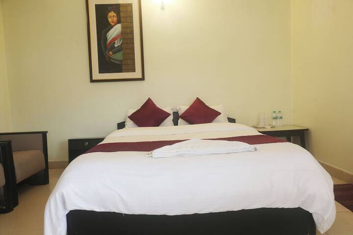 Room 2 of 29