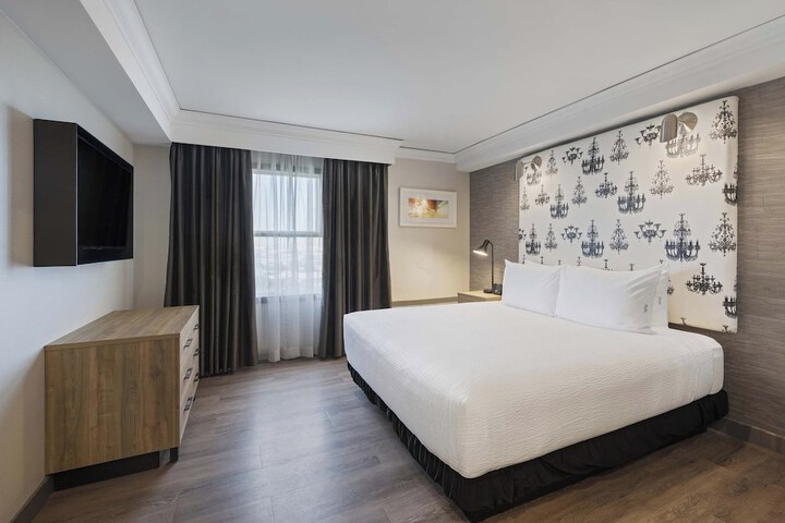 Room 36 of 67