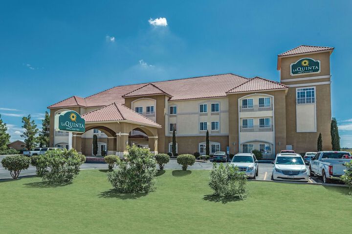 Hotel 32 of 32
