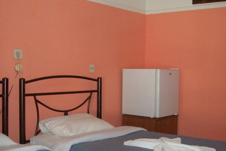 Room 5 of 20