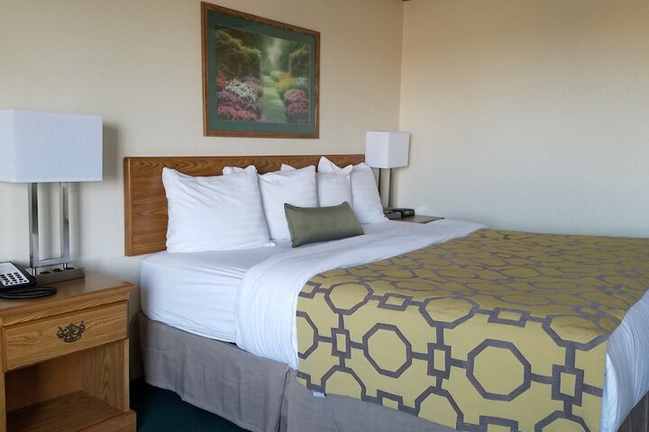 Room 14 of 68
