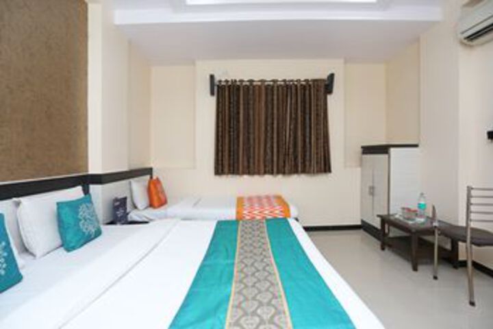 Room 8 of 23