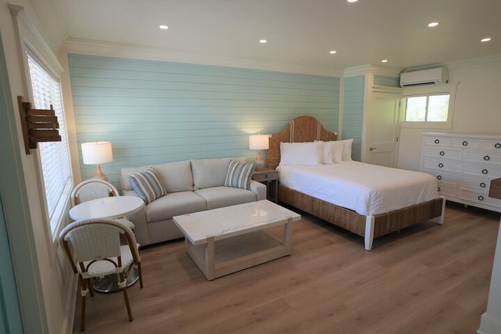 Room 10 of 115