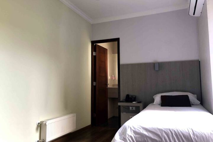 Room 10 of 74