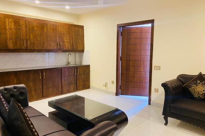 Room 9 of 22