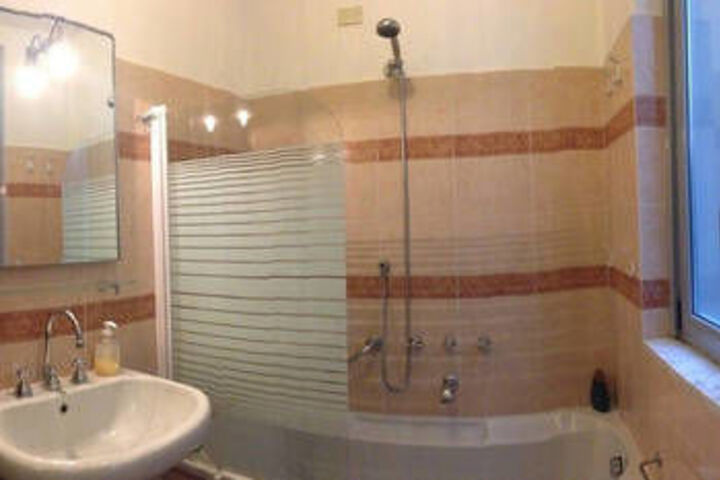 Room 4 of 53