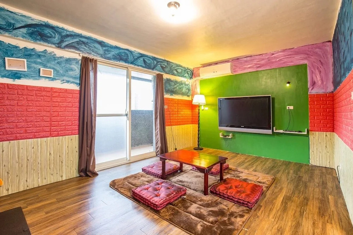 Room 2 of 15