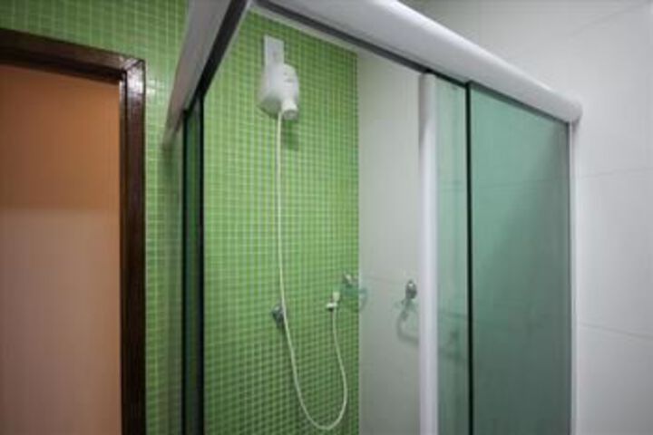 Room 2 of 16
