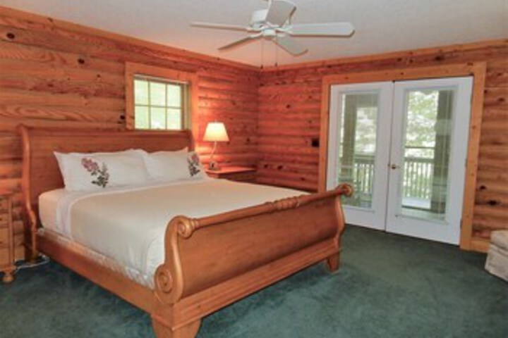 Room 107 of 121