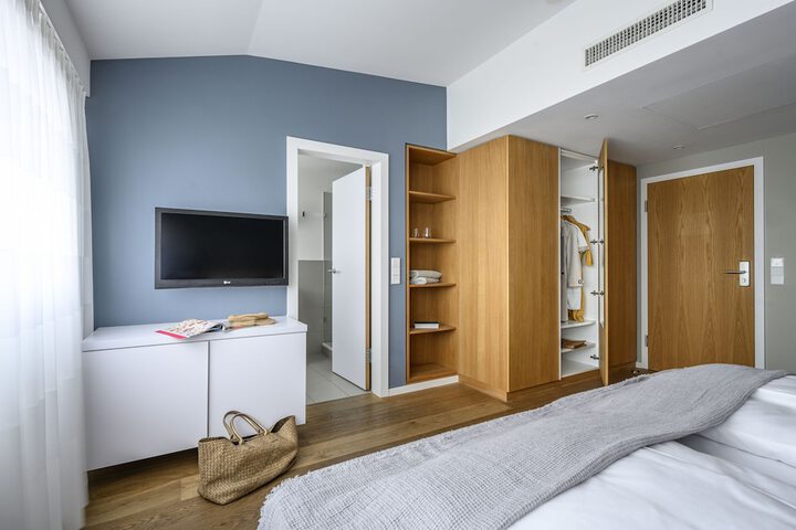Room 59 of 189