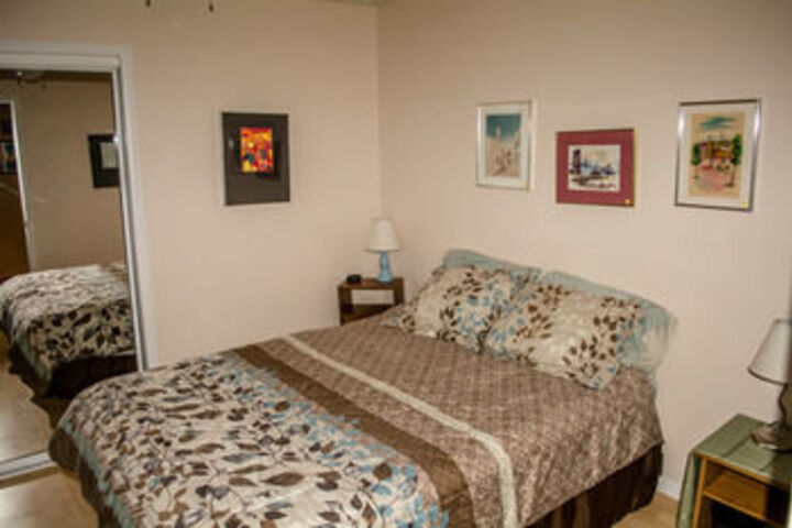 Room 21 of 35