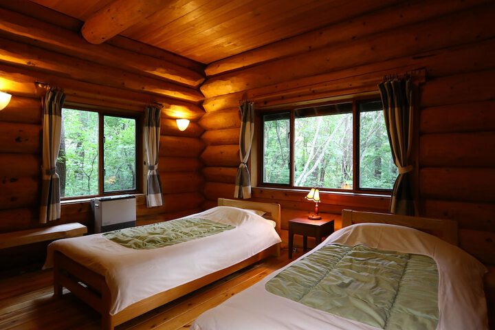 Room 21 of 74
