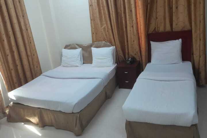 Room 42 of 73