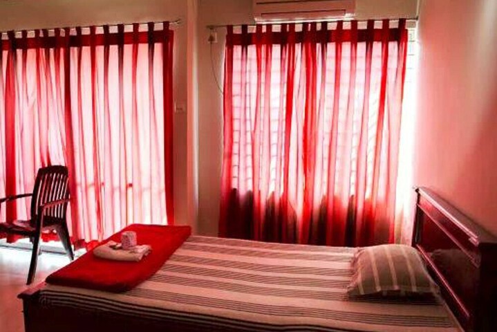 Room 11 of 26