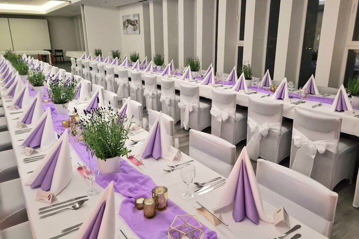 Ballroom/Hall 46 of 57