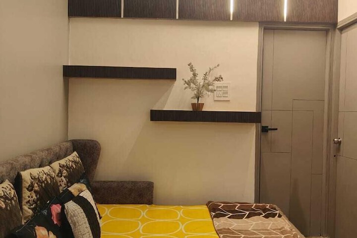 Room 16 of 53