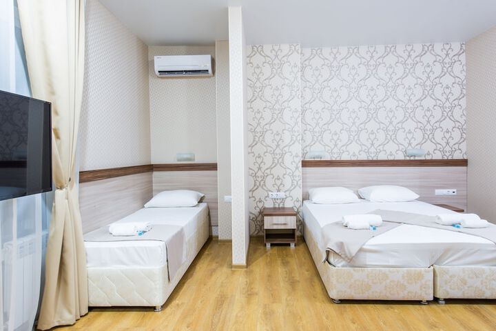 Room 21 of 46