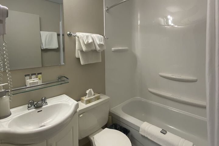 Room 54 of 93