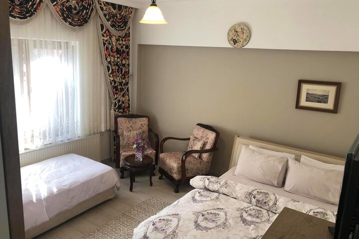 Room 5 of 37