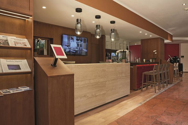 Guest Lobby