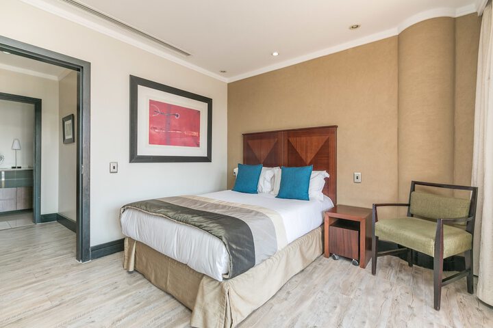 Room 4 of 27