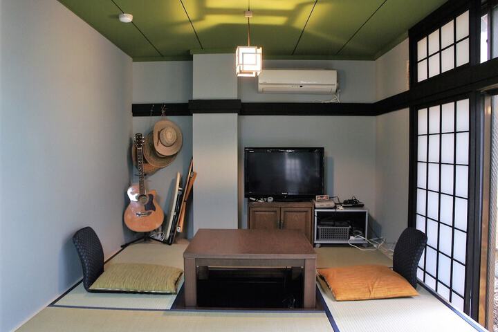 Entrance & Lobby